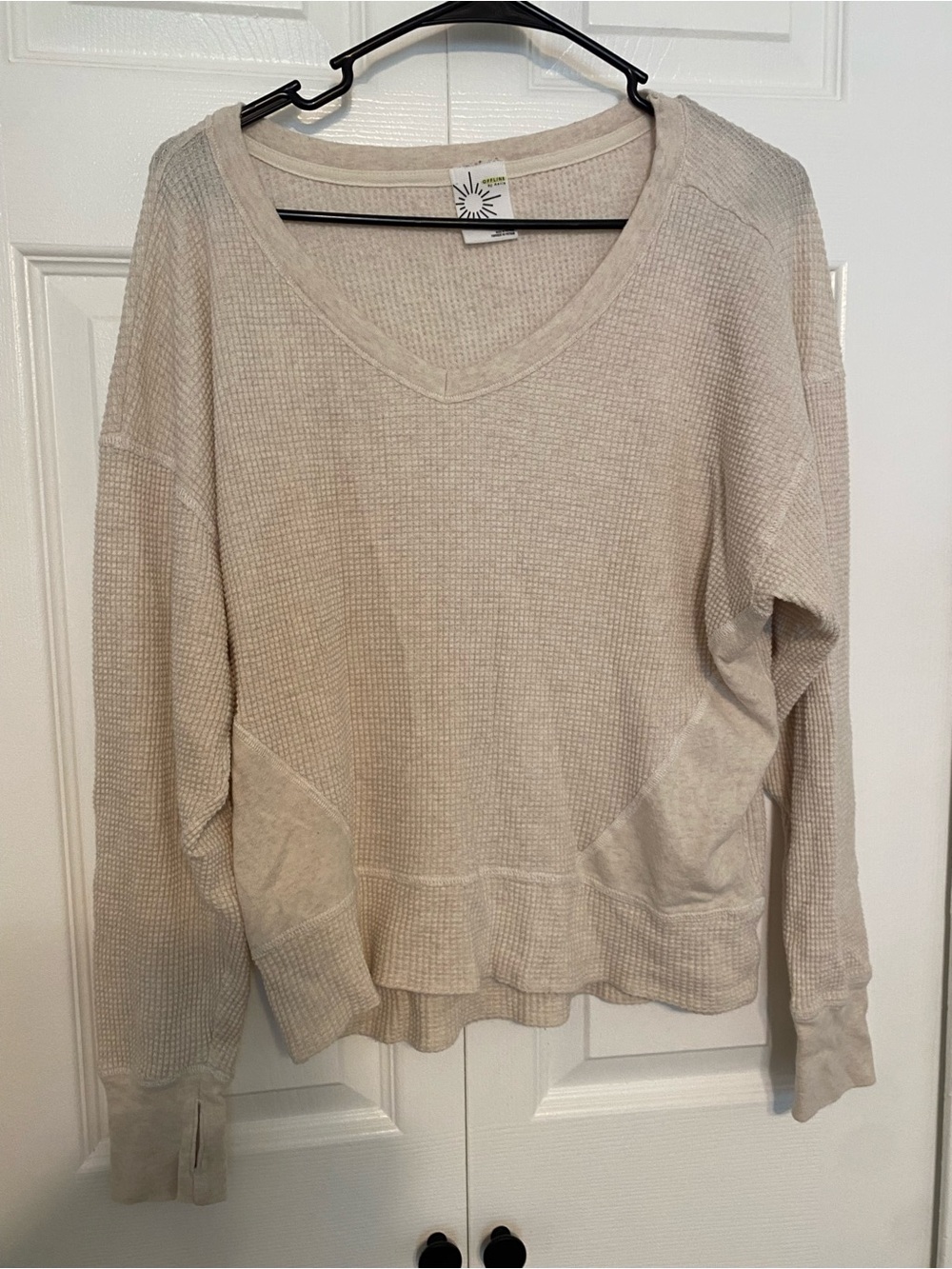 Offline Aerie Cream shirt